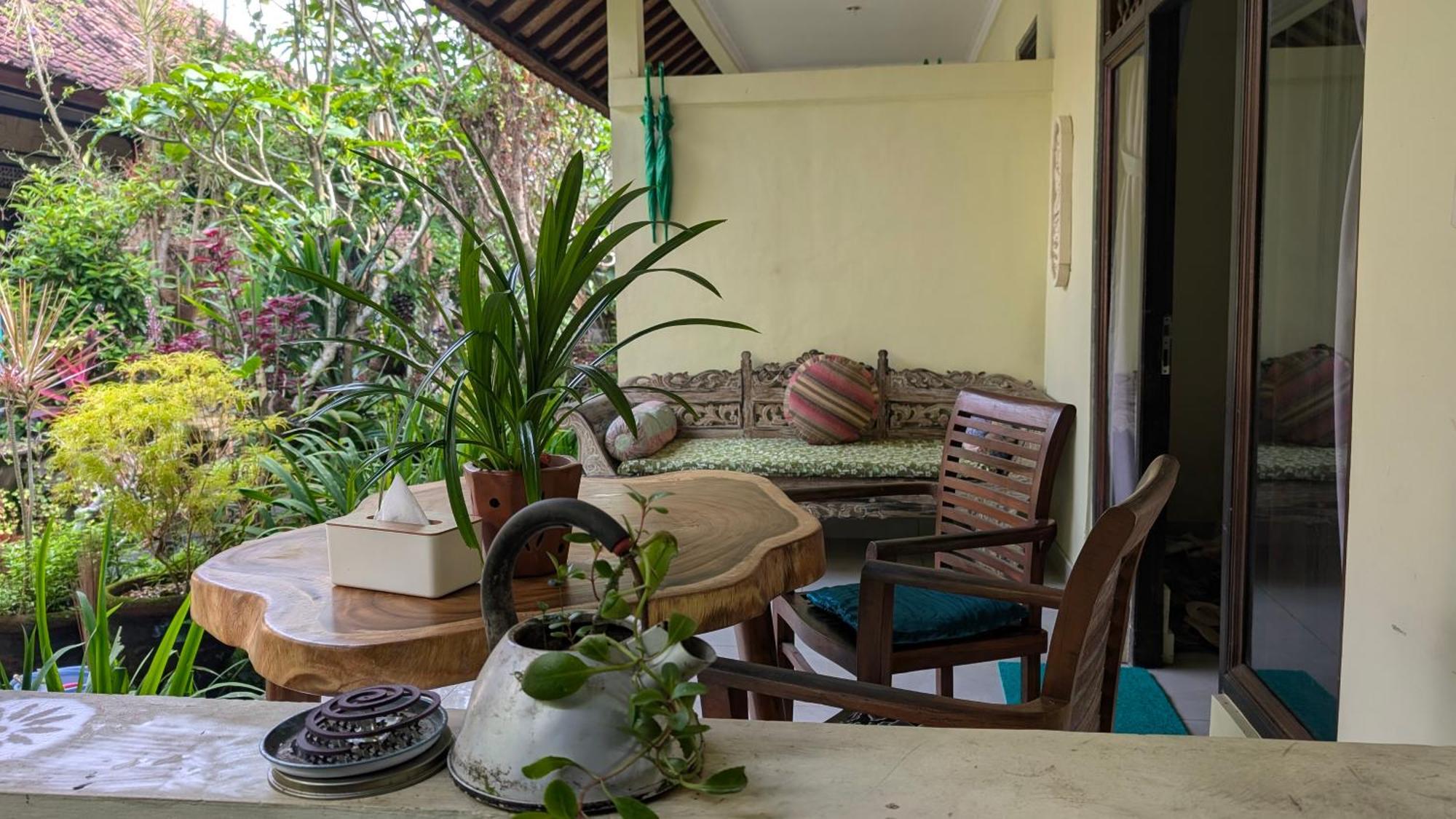 Krisda Ubud Guest House Exterior foto