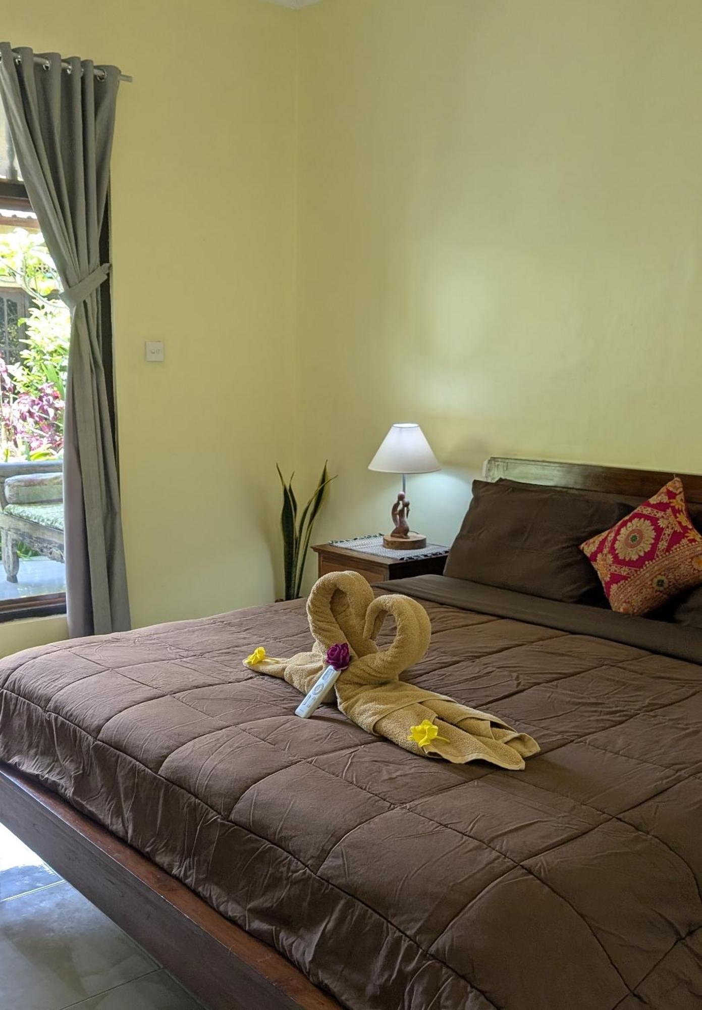 Krisda Ubud Guest House Exterior foto